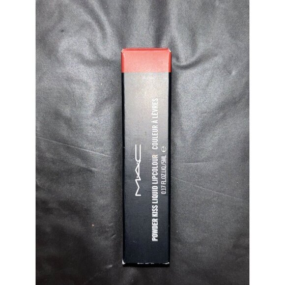 MAC Powder Kiss Liquid Lipcolour-# 989 Mull It Over 5ml/0.17oz NEW IN BOX - Picture 9 of 17